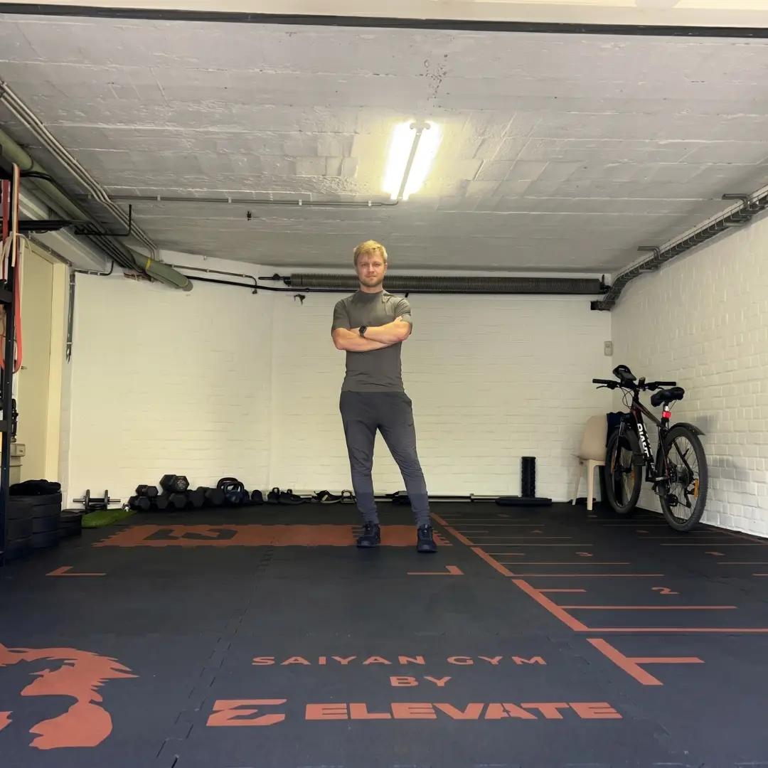 Elevate Projekt - Fitnessstudio in der Garage