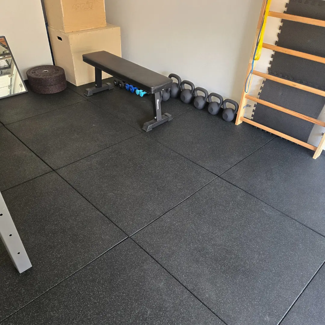 Realisierung der Gym-Square-Matten in Lusowo