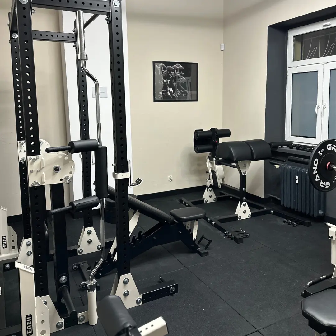 Fitnessboden Gym-Square – quadratische Gummimatten in Schwarz